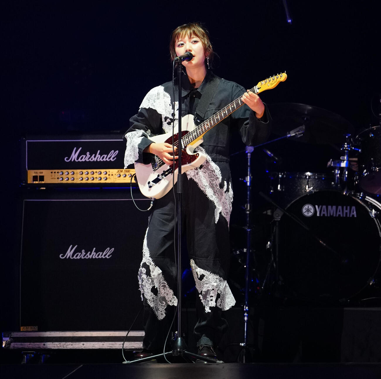 「JJ50thAnniversaryFest2026」でパフォーマンスするadieu（上白石萌歌）（撮影・鈴木みどり）