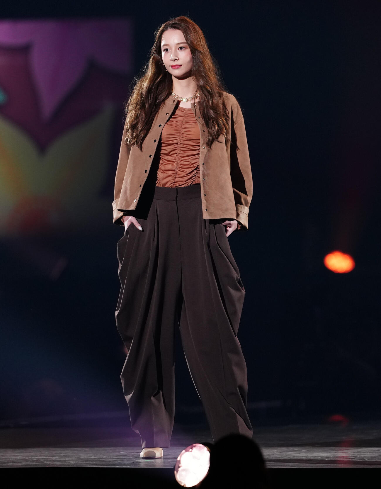 「JJ50thAnniversaryFest2026」でランウェイを歩くNiki（撮影・鈴木みどり）