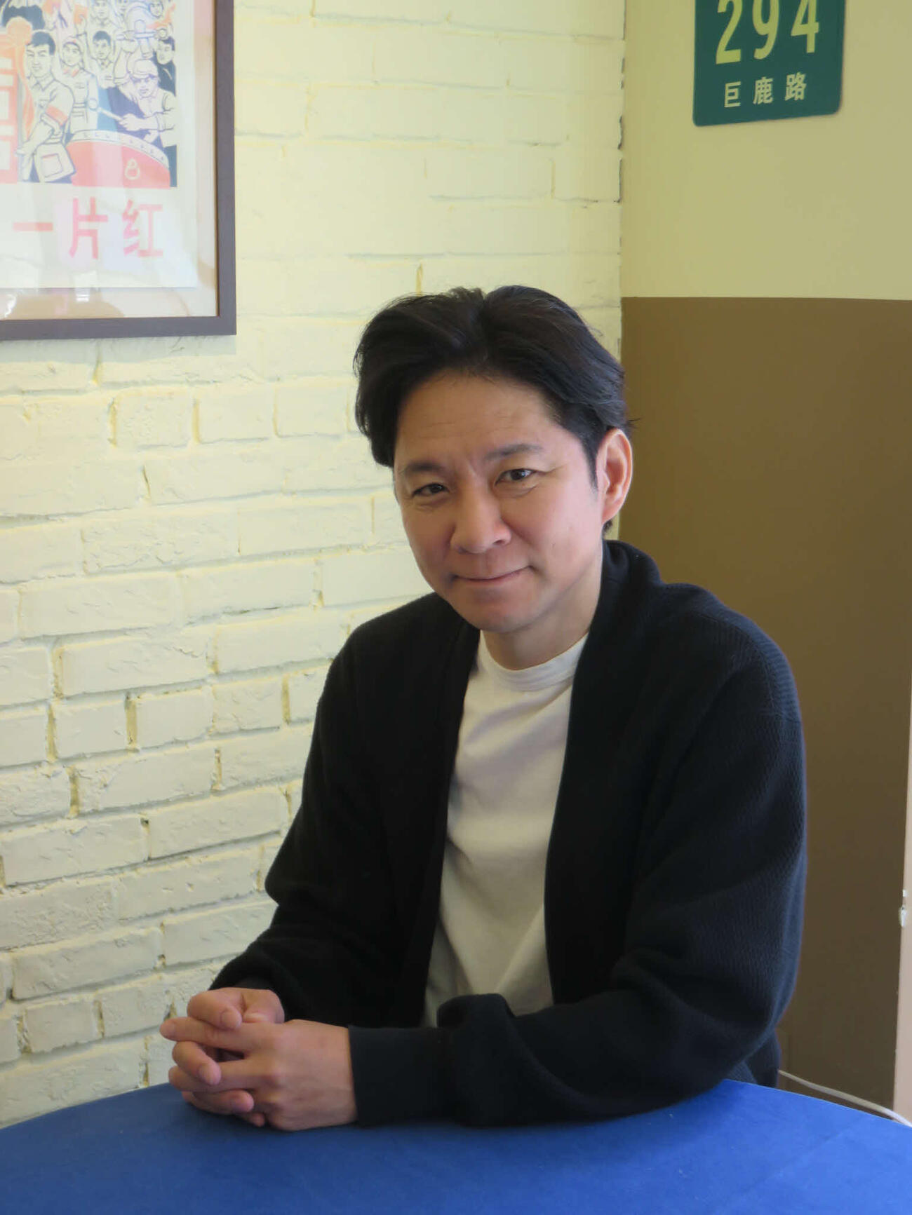 日刊スポーツの6年ぶりのインタビューで思いを語った渡部建（浅草『四川料理　巴蜀』で）