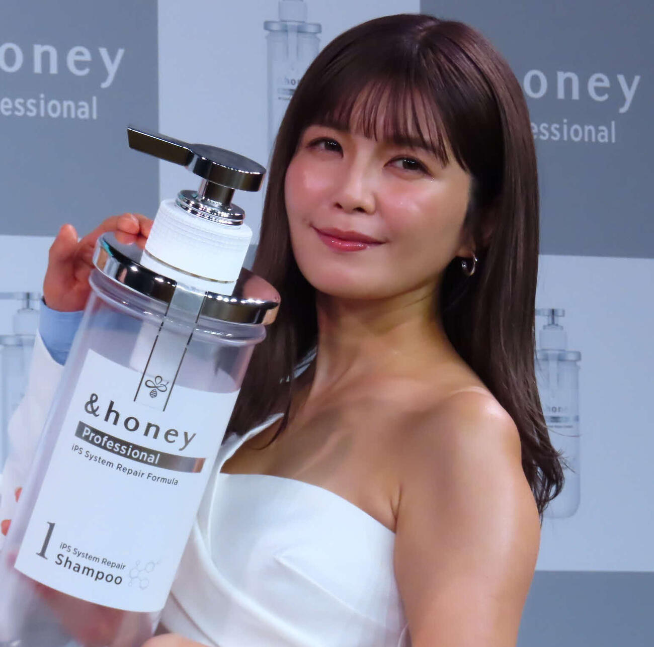 「＆honey Professional」誕生記念発表会に出席した宇野実彩子