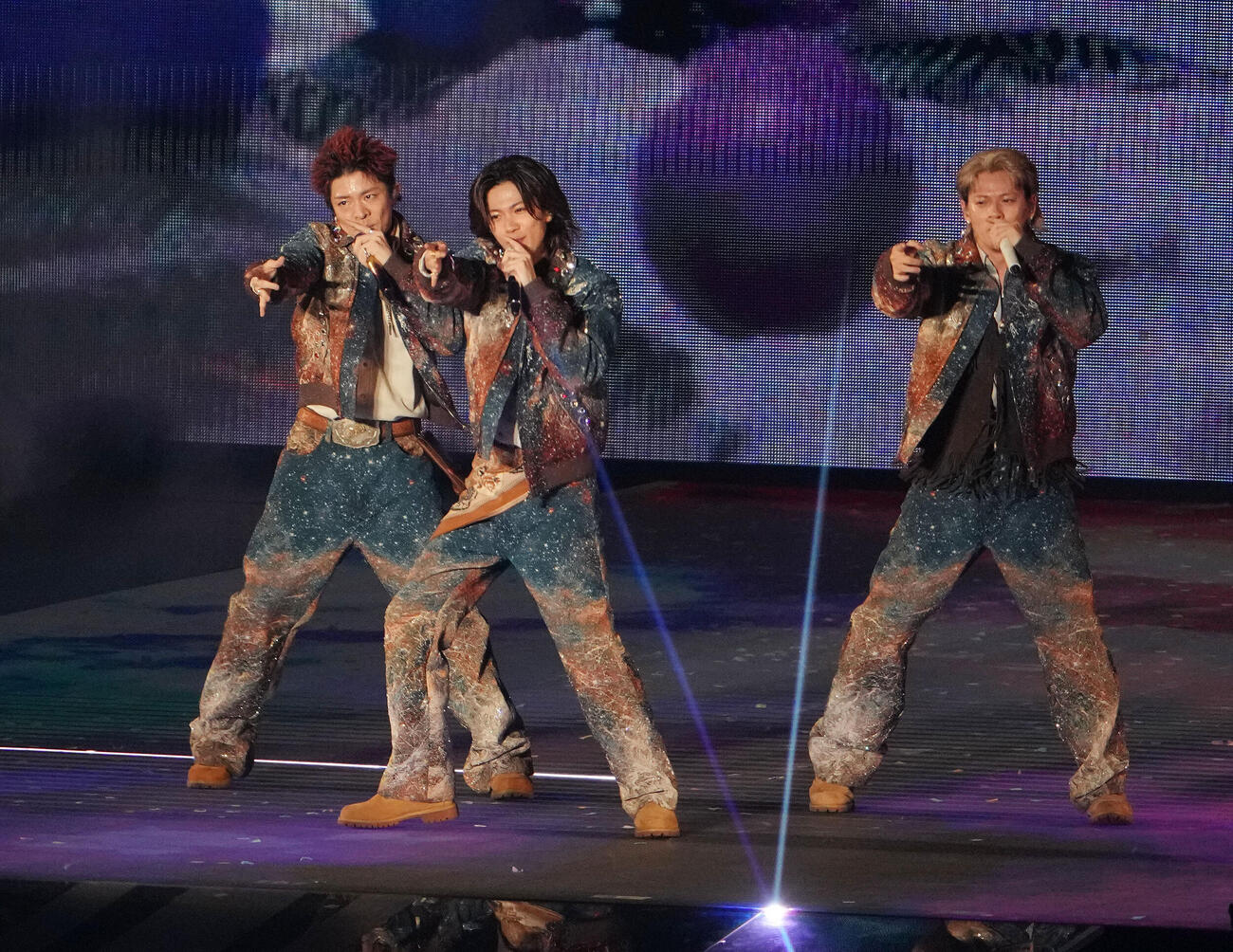 toHEROes～TOBE 3rd Super Live～　華麗なパフォーマンスでファンを魅了するNumber＿i左から岸優太、神宮寺勇太、平野紫躍（撮影・森本幸一）＝2026年4月20日バンテリンドームナゴヤ