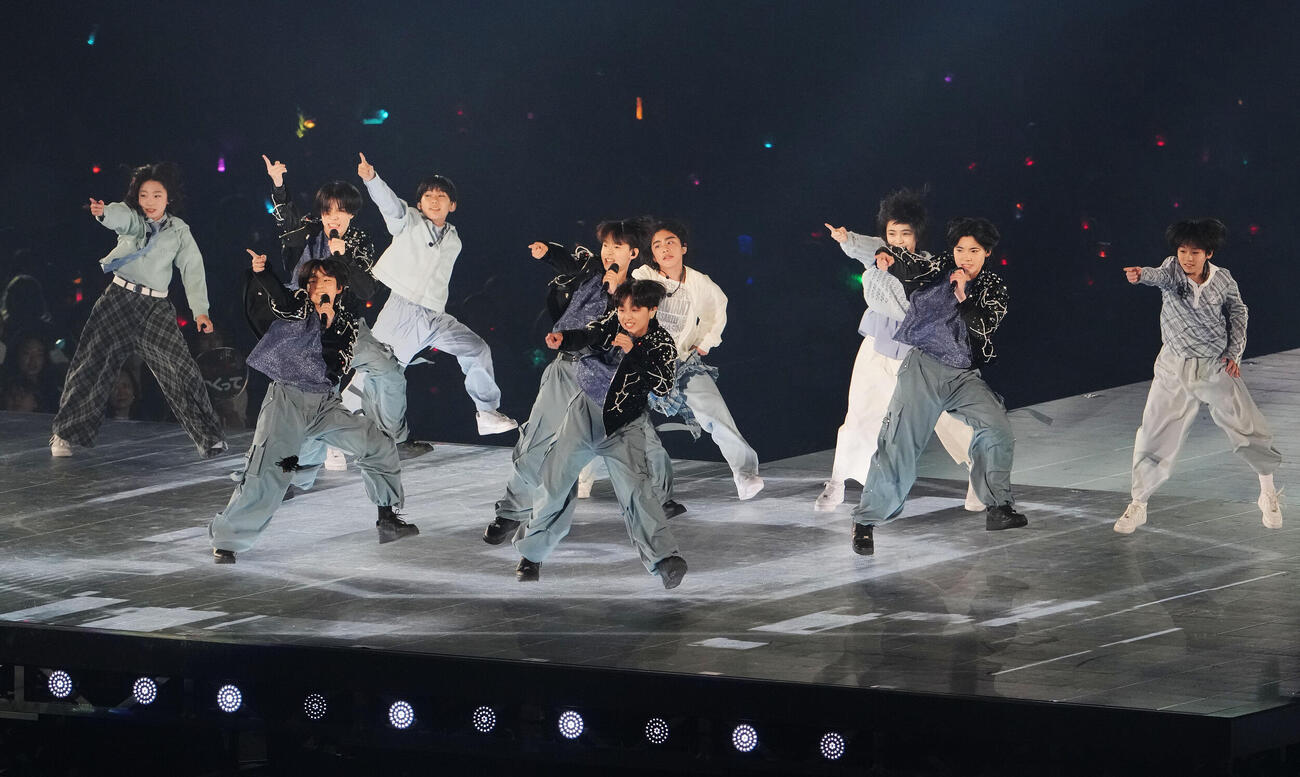toHEROes～TOBE 3rd Super Live～　華麗なパフォーマンスでファンを魅了するwink first（撮影・森本幸一）＝2026年4月20日バンテリンドームナゴヤ