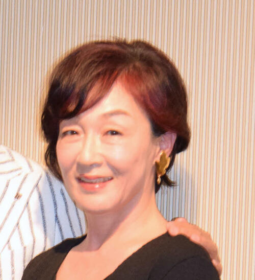 64歳女優「日本もただのダメな国になりました」殺傷能力武器輸出解禁に「残念です」