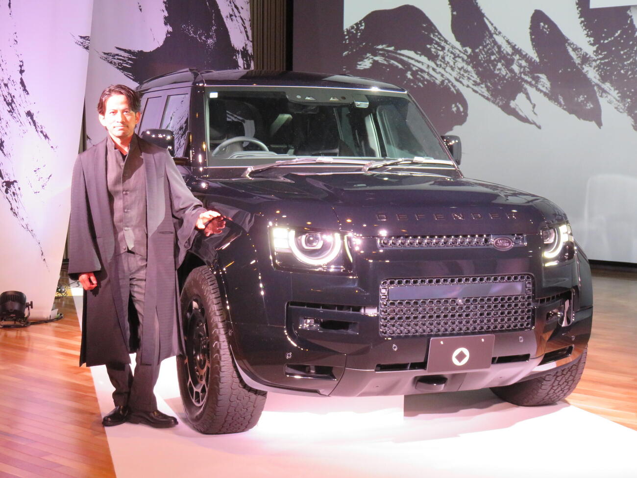 ジャガー・ランドローバー・ジャパンのSUV車「DEFENDER」アンバサダー就任発表会に出席した岡田准一（撮影・村上幸将）