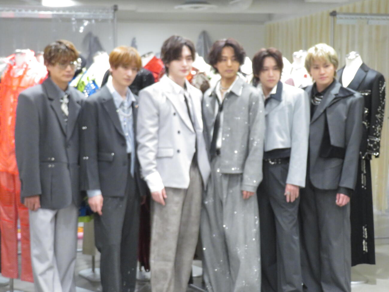 衣装展「Kis－My－Ft2：The Couture」に出席したKis－My－Ft2（左から）横尾渉、宮田俊哉、玉森裕太、藤ケ谷太輔、千賀健永、二階堂高嗣