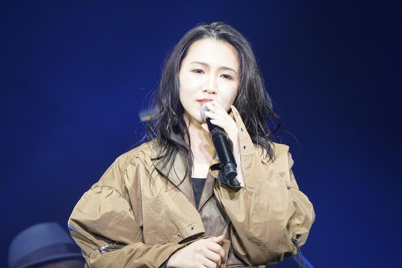 「田中とジョージのみんな来てよLIVE！～憲ちゃんもくるよね？～vol.2」で歌う田中あいみ