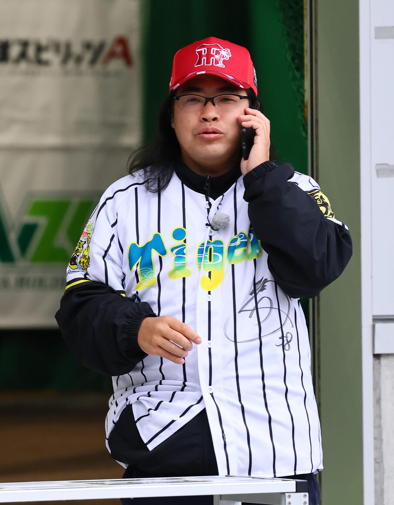 ロッチの中岡創一（2025年2月撮影）