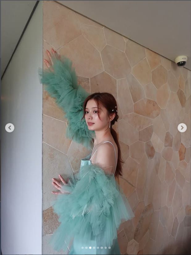 紺野彩夏のインスタグラムから