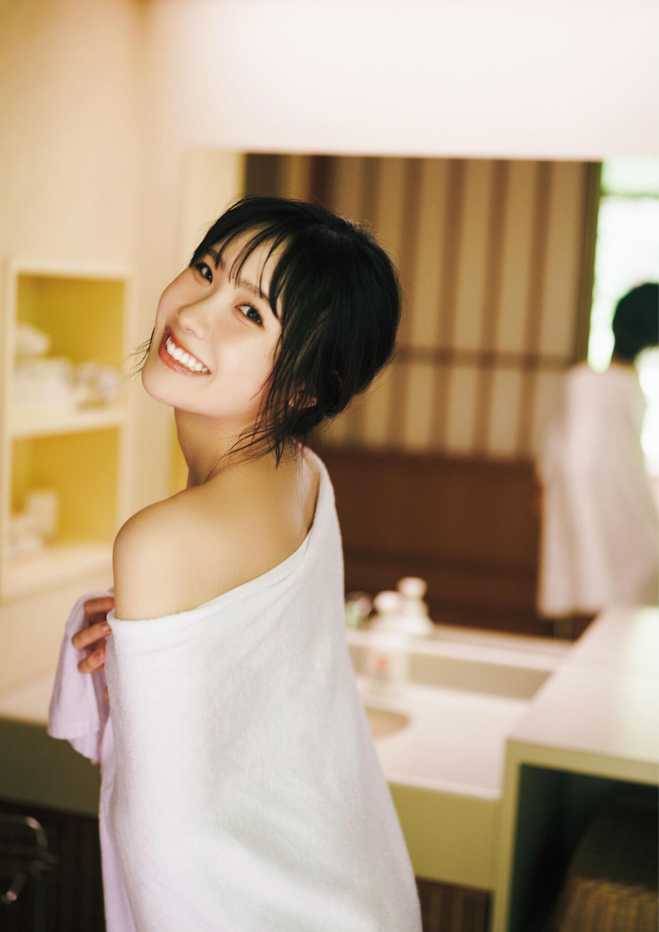 ファースト写真集「Blooming」（C)Rush Style