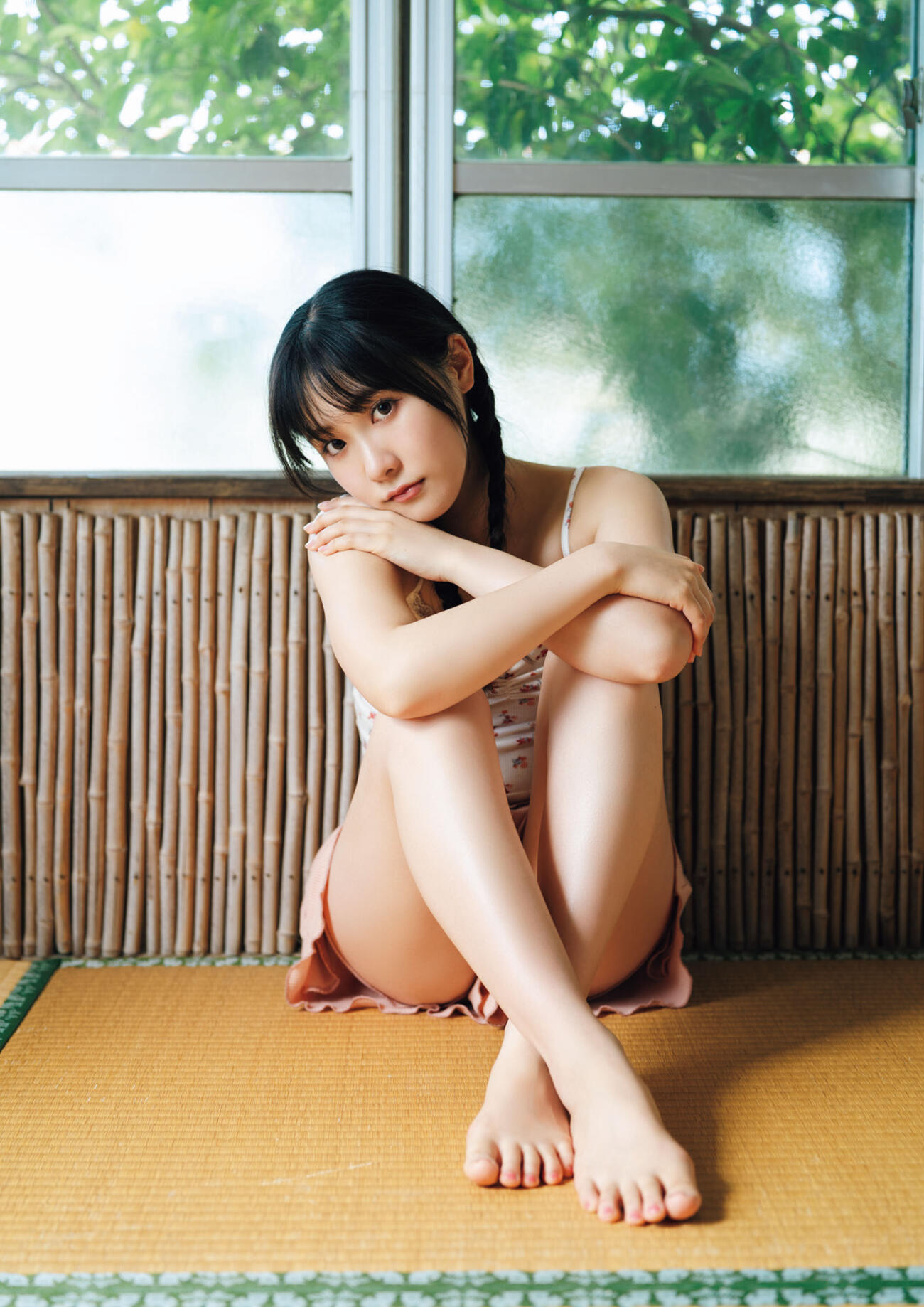 ファースト写真集「Blooming」（C)Rush Style