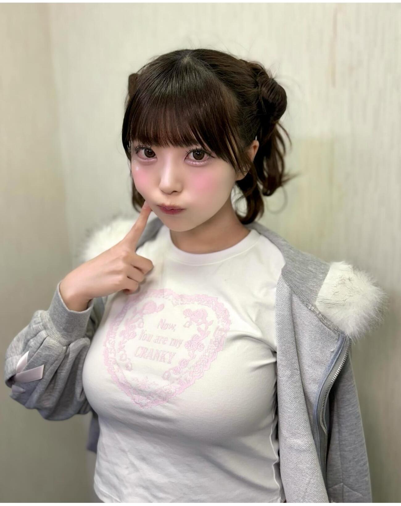 さくらもものインスタグラムから