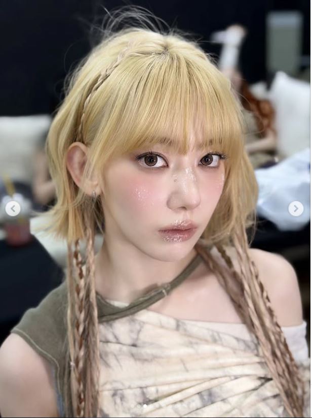 LE　SSERAFIMのSAKURAのインスタグラムから
