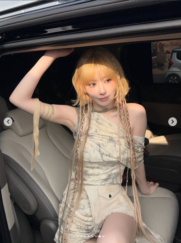 LE　SSERAFIMのSAKURAのインスタグラムから