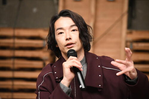 森山未來、身体的表現の重要性を強調「人間から立ち上がってくる表現を信じていくしかない」