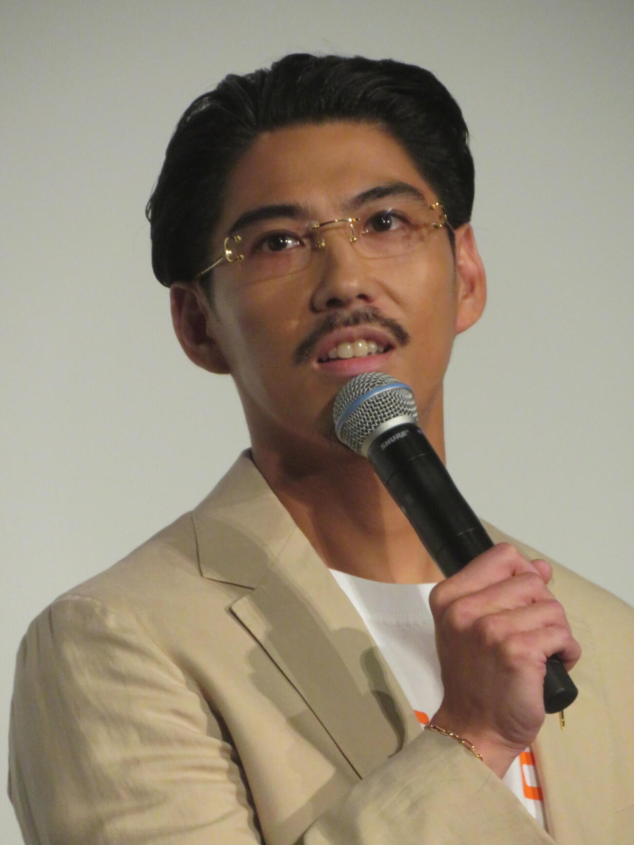 映画「Never After Dark／ネバーアフターダーク」ジャパンプレミア試写会舞台あいさつに出席した賀来賢人（撮影・川田和博