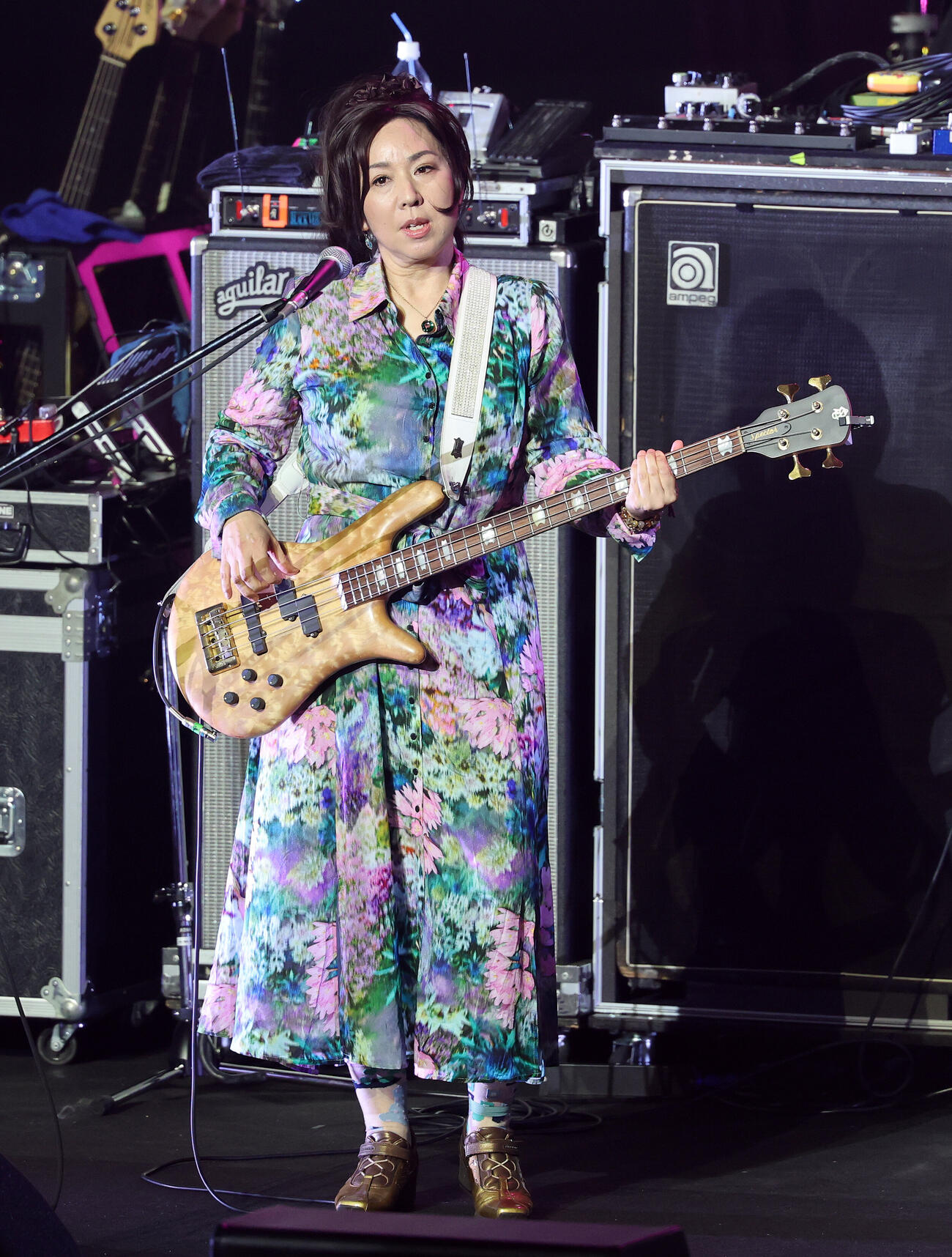 プリプリコーナーで演奏する渡辺敦子（撮影・鈴木正人）