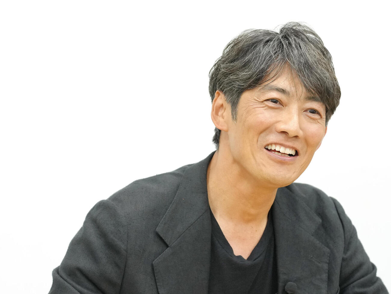 ドラマ「GTO」囲み会見に臨む反町隆史（撮影・足立雅史）