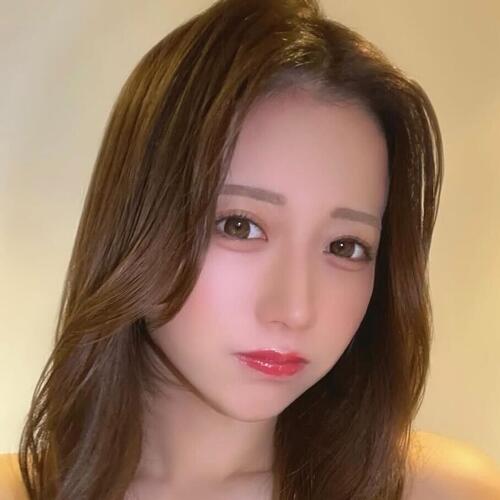 「いくらなんでもかわいいすぎる」ラウンドガール、ド迫力バストあらわバニーガールコス公開