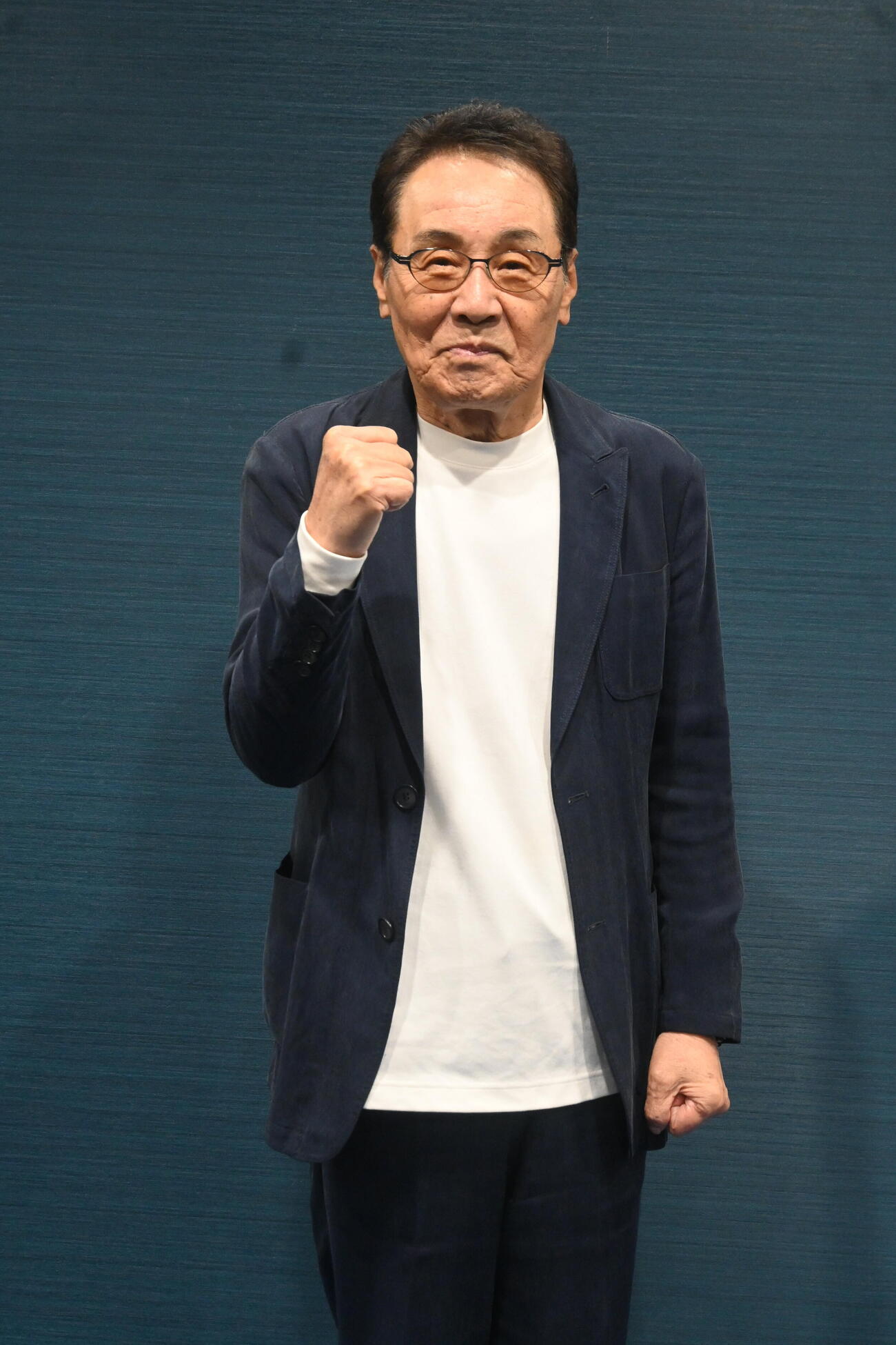 大阪市内でデビュー55周年を記念するコンサートツアーの取材会の出席した五木ひろし（撮影・松浦隆司）