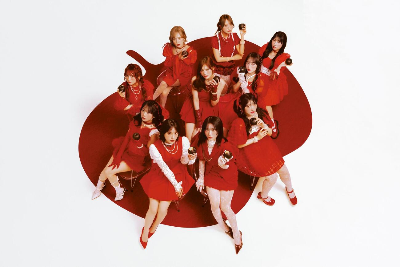 フジテレビ系音楽番組「STAR」に生出演した＝LOVE
