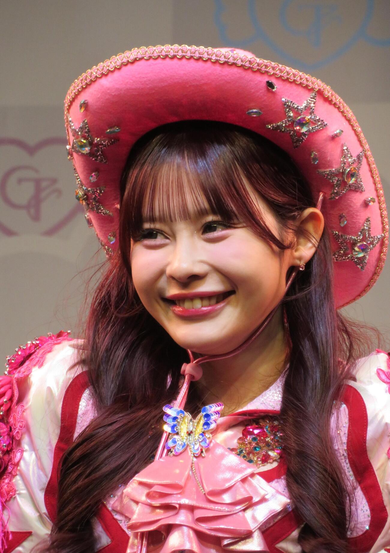 「浅草花やしき」でコラボ会見を行ったCANDY TUNEの村川緋杏