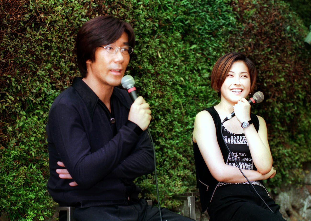 岸谷五朗と岸谷香（1996年6月撮影）