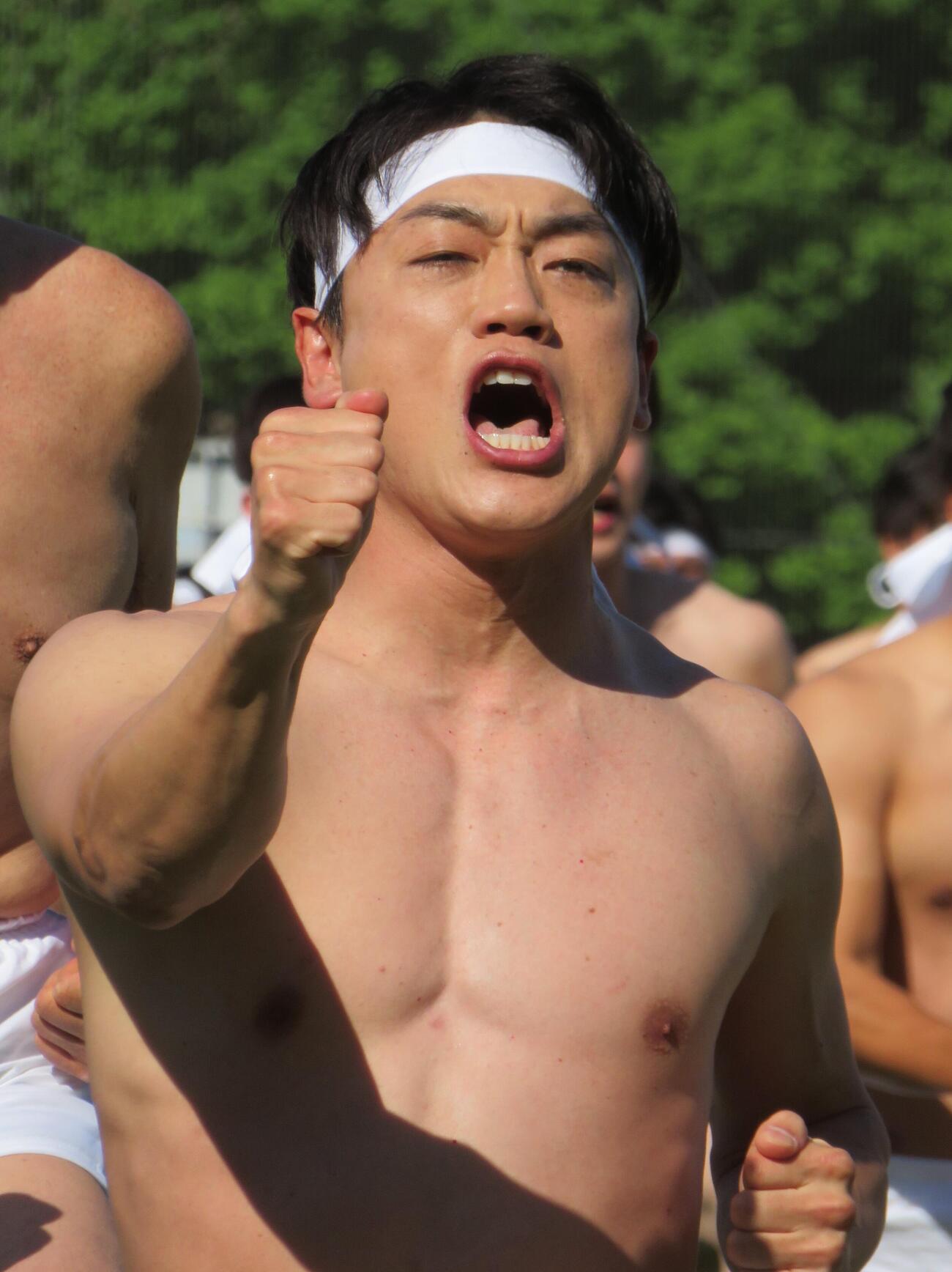日体大の「エッサッサ100周年記念イベント」に参加した、おばたのお兄さん
