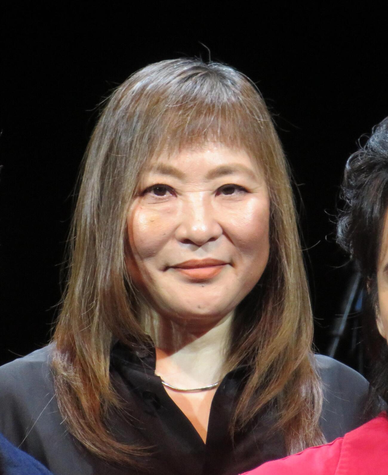 舞台「BACKBEAT」の取材会の石丸さち子さん
