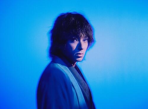 山田裕貴主演ドラマ「ちるらん」散る桜の花びら２万枚用いた特別広告制作「桜満開、山ちゃん満開」