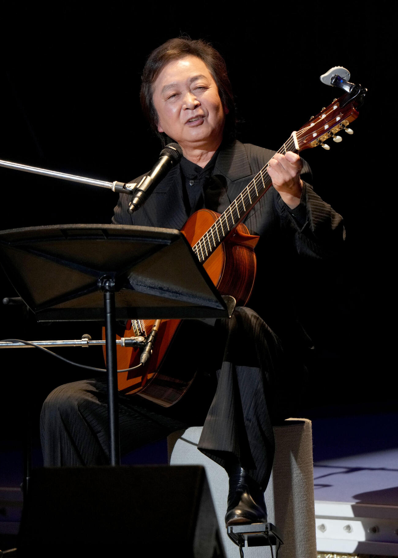 デビュー50周年コンサートを開催した新沼謙治