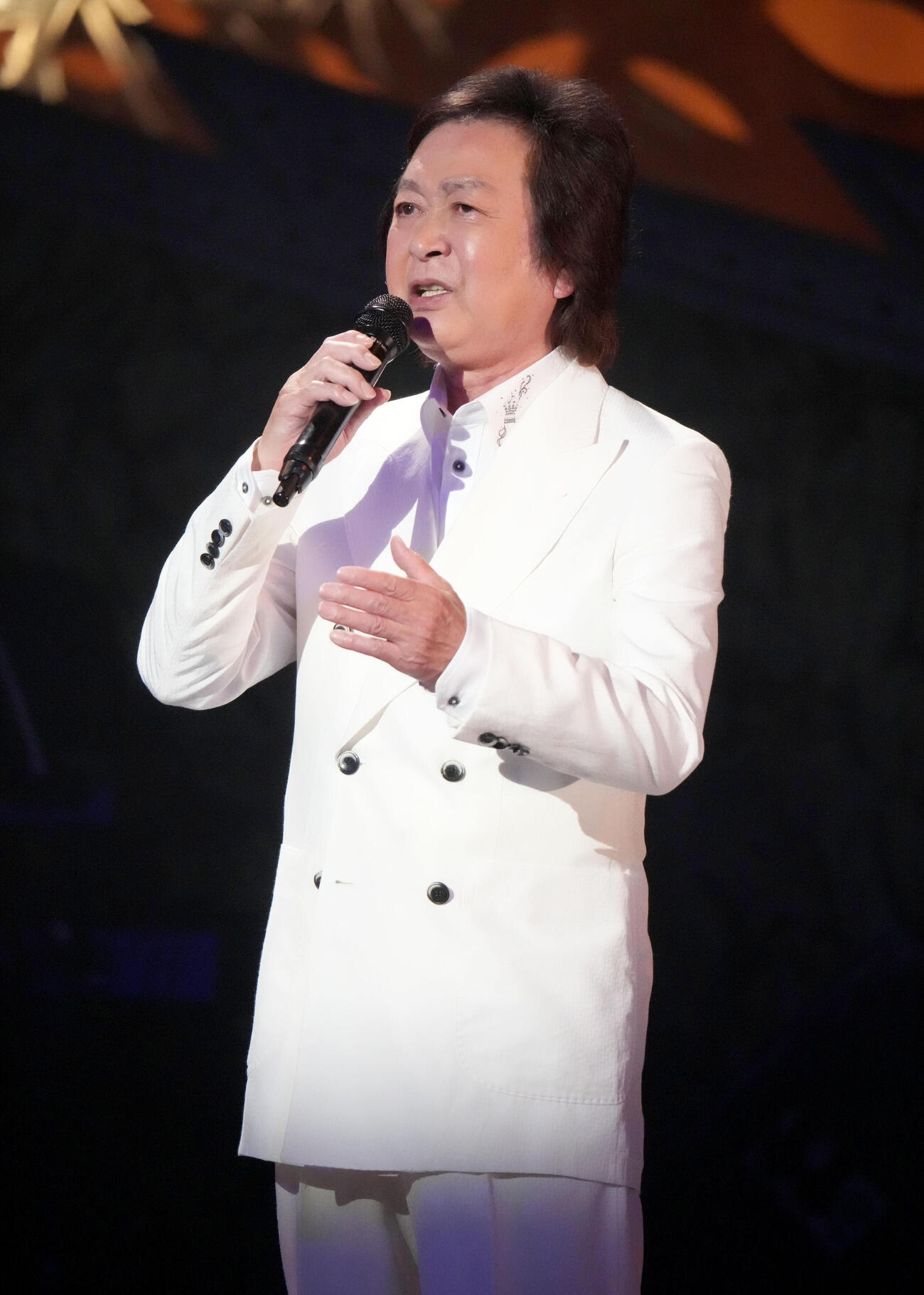 デビュー50周年コンサートを開催した新沼謙治