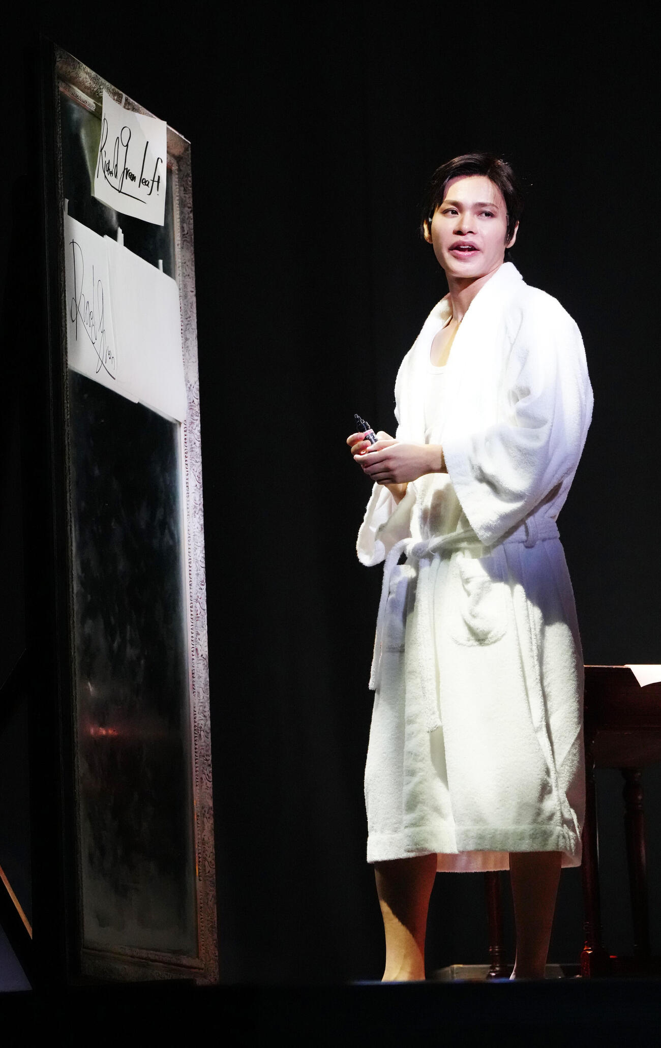 舞台「リプリー」の公開ゲネプロでトム・リプリー役を演じる上田竜也（撮影・江口和貴）