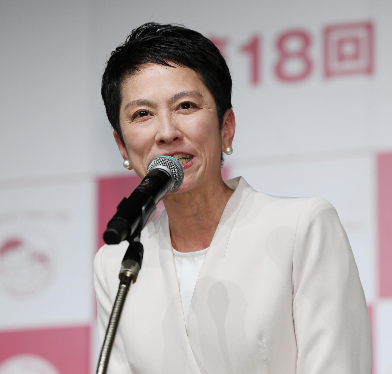 第18回ベストマザー賞2026で祝辞を述べる蓮舫氏（撮影・宮地輝）