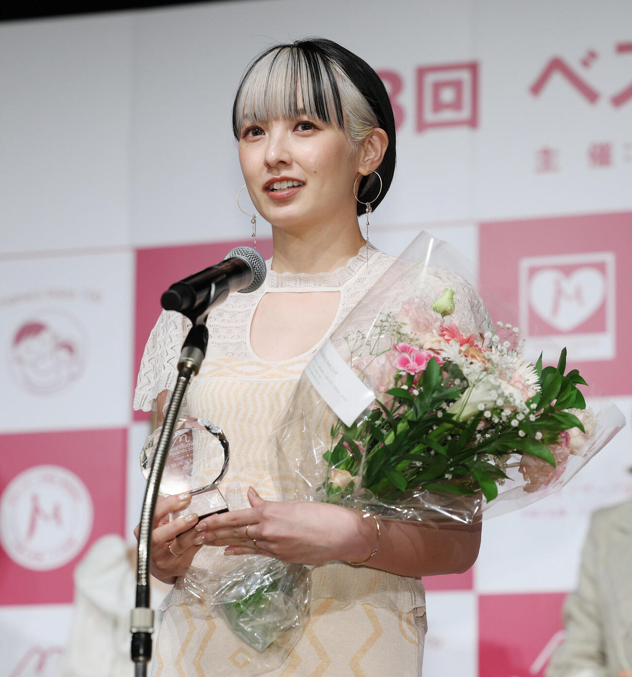第18回ベストマザー賞2026タレント部門を受賞した南明奈（撮影・宮地輝）