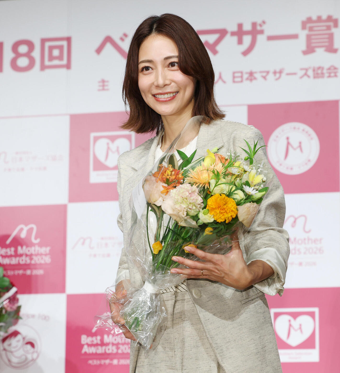 第18回ベストマザー賞2026俳優部門を受賞した相武紗季（撮影・宮地輝）