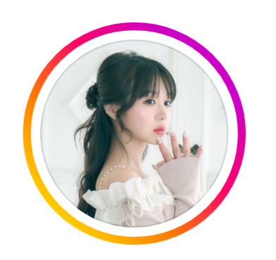 こもりやさくらのインスタグラムから