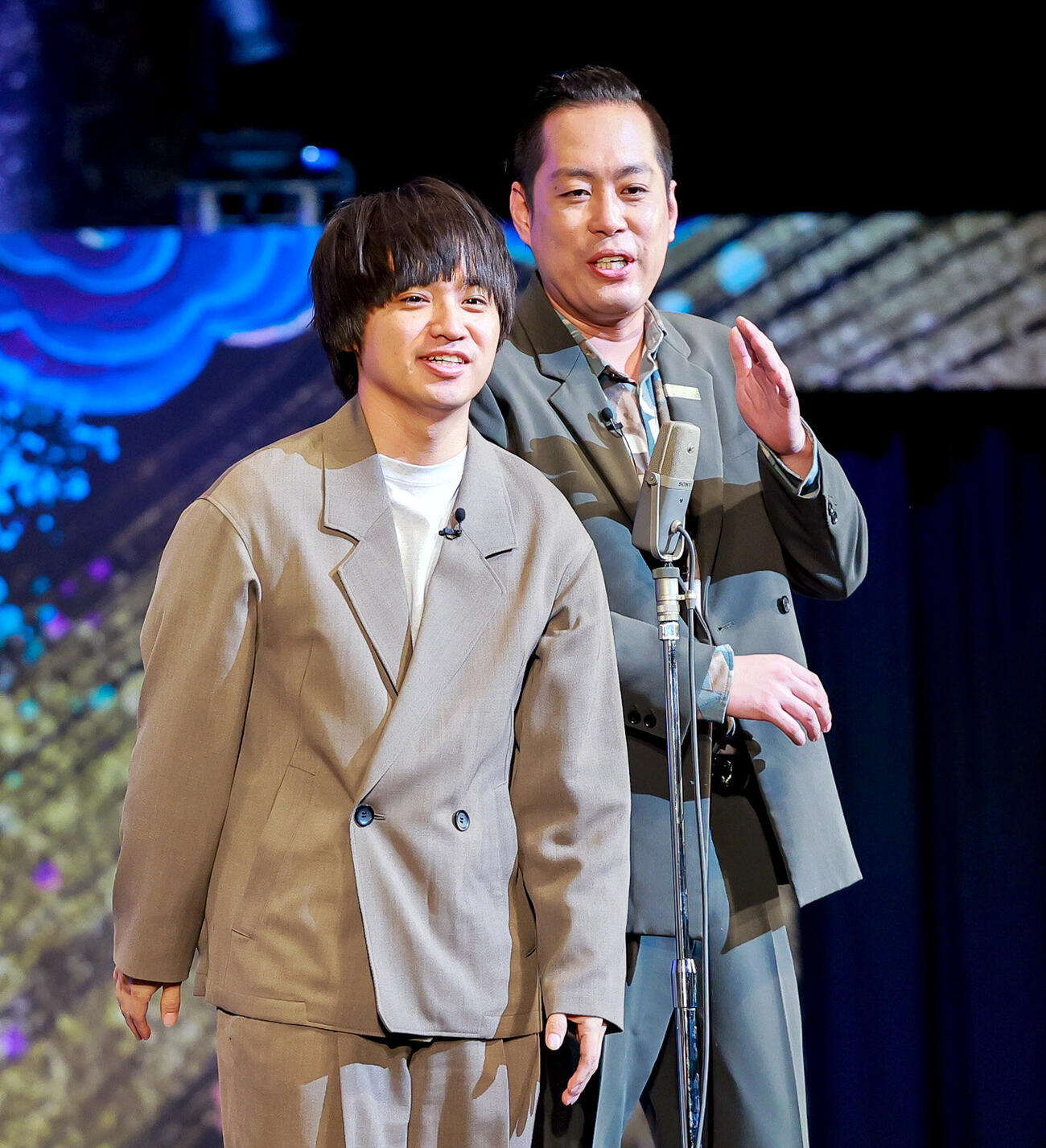 エバースの佐々木隆史（左）と町田和樹（2026年4月撮影）