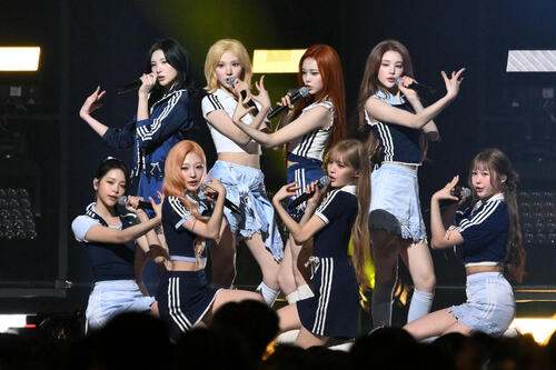 Hearts2Hearts、セクシー衣装でファン悩殺　KCON JAPAN初日に登場「いつまでも記憶に残る」