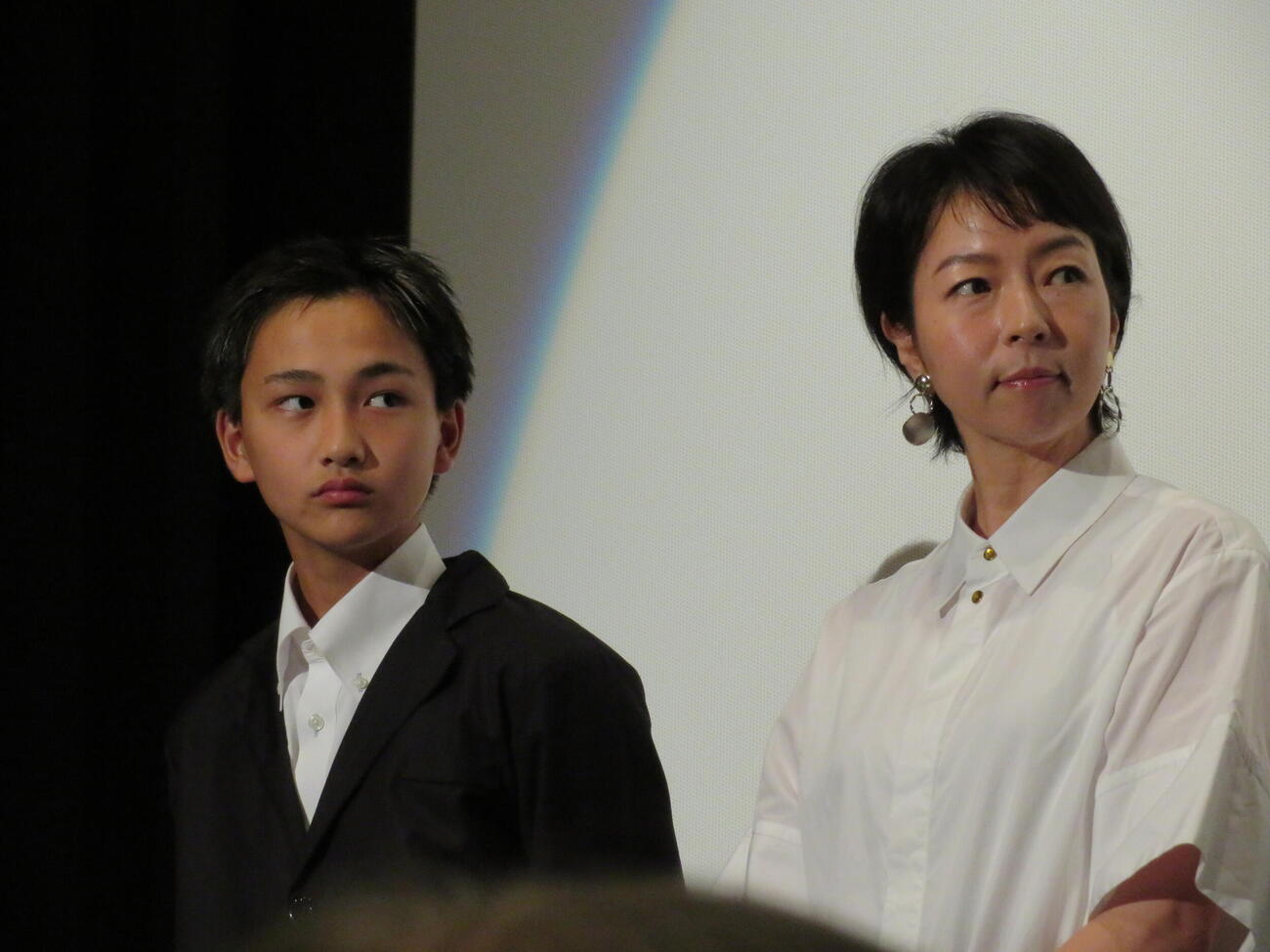 映画「POCA PON　ポカポン」初日舞台あいさつに登壇した大角英夫と菜葉菜（撮影・村上幸将）