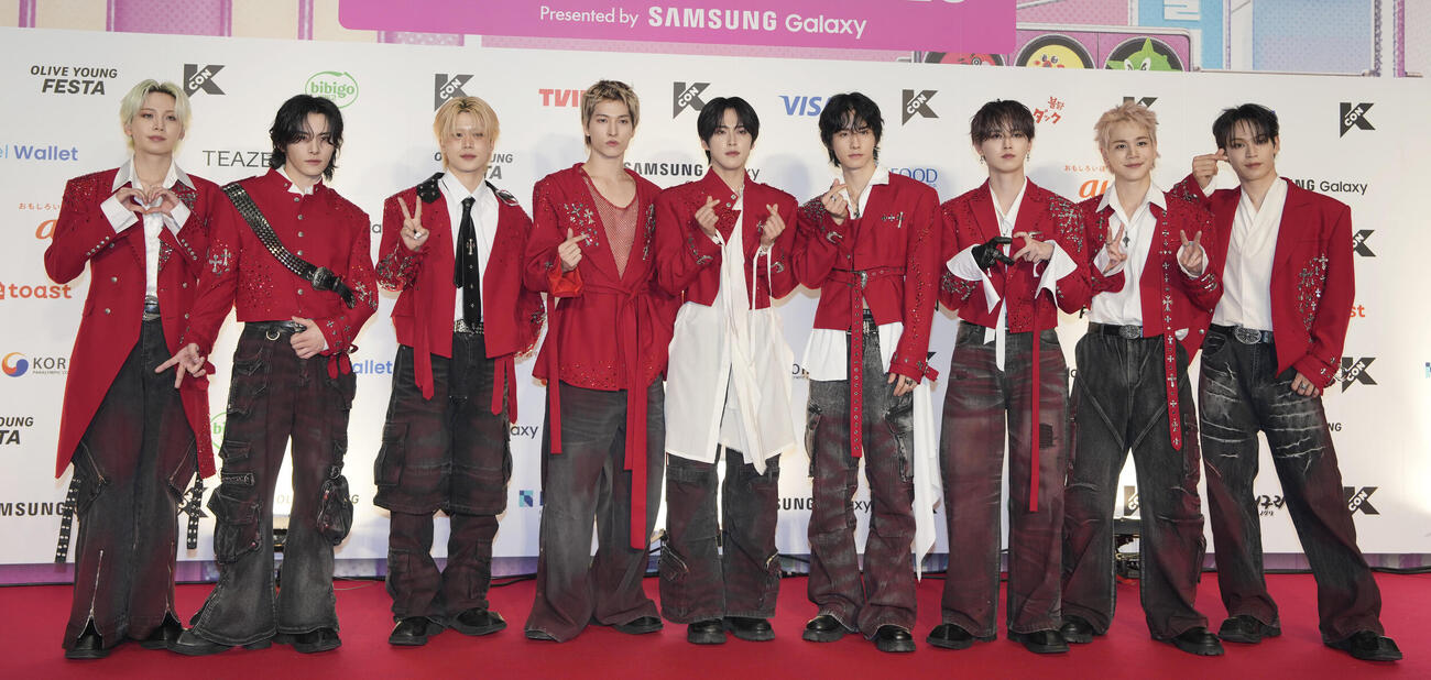 「KCON JAPAN 2026」　レッドカーペットに登場するJO1（撮影・小島史椰）