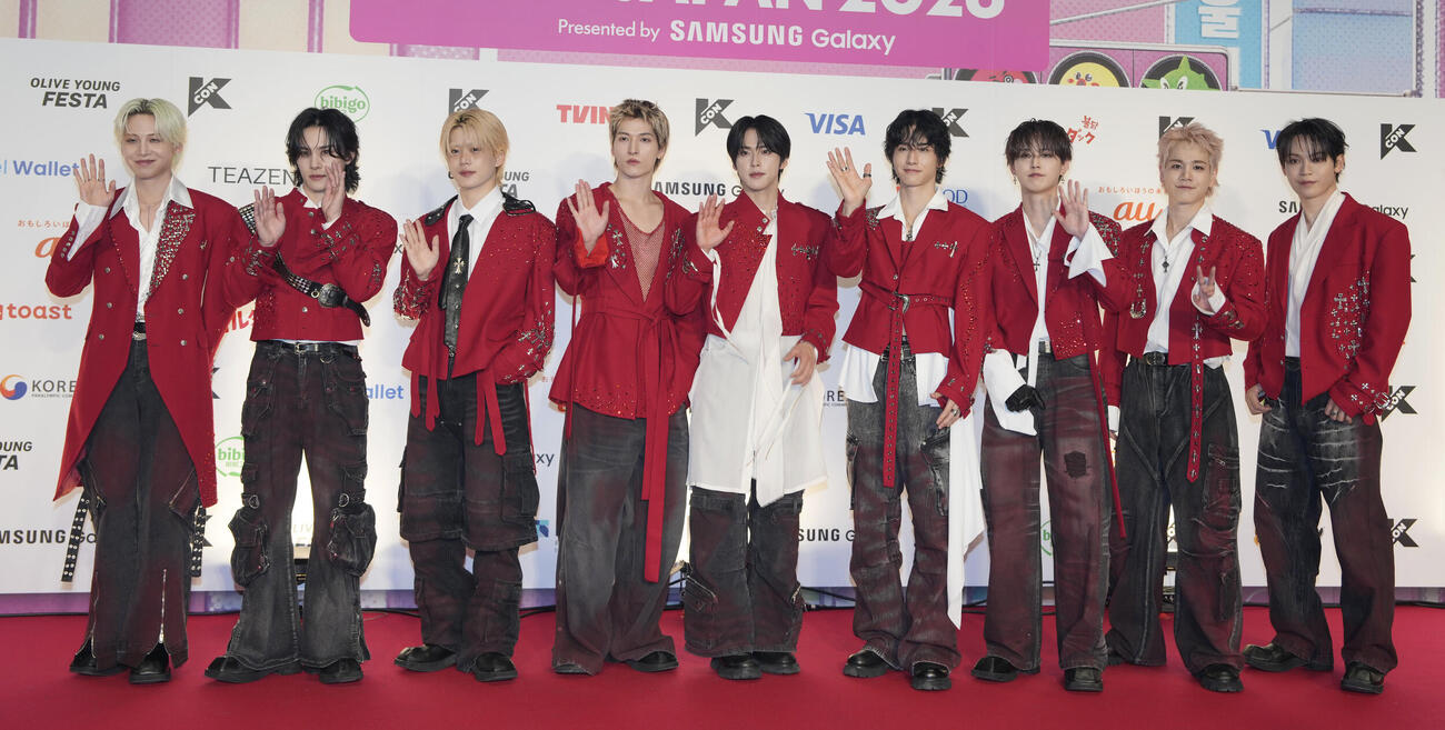 「KCON JAPAN 2026」　レッドカーペットに登場するJO1（撮影・小島史椰）