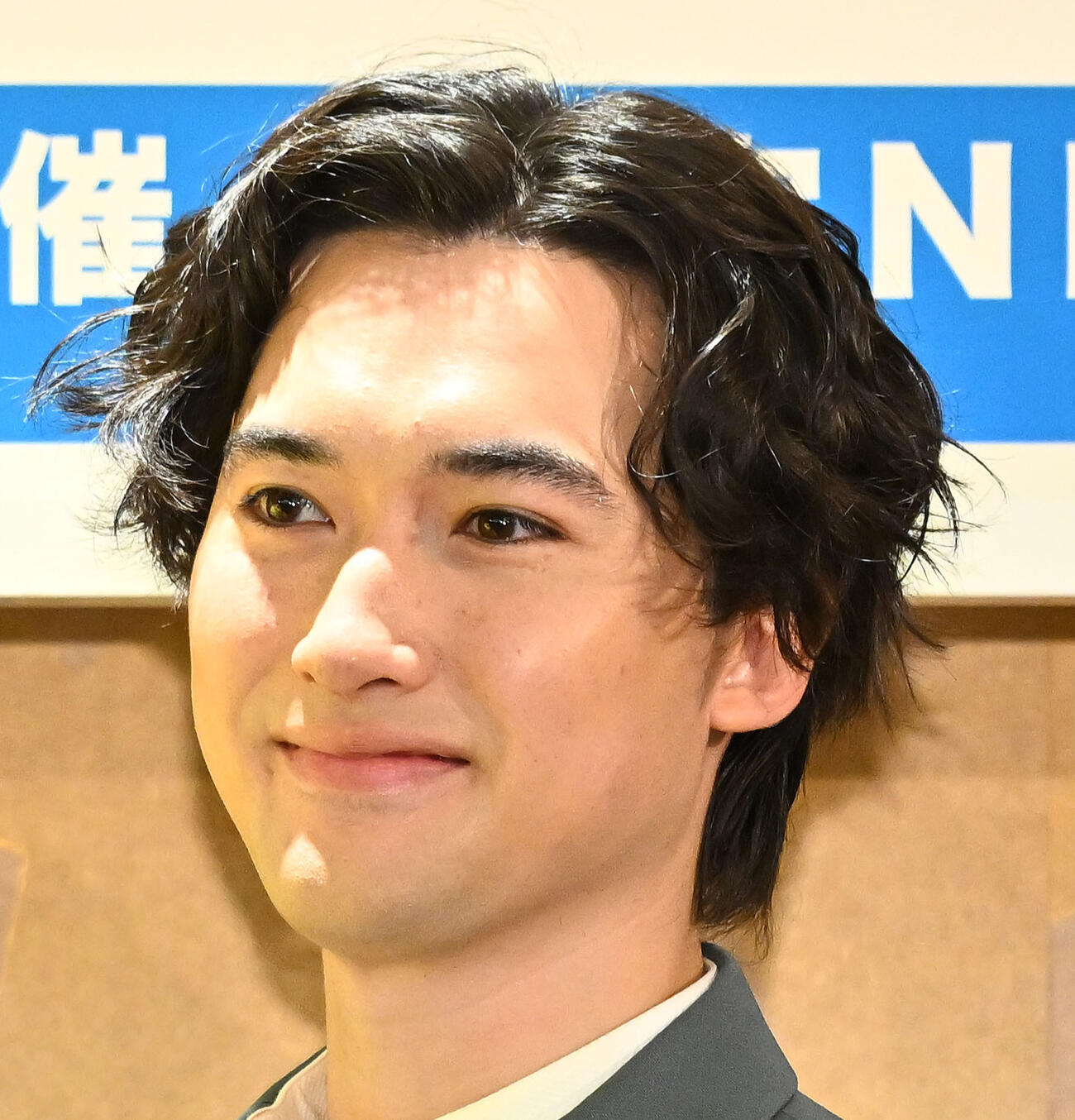 マリウス葉さん（25年11月撮影）