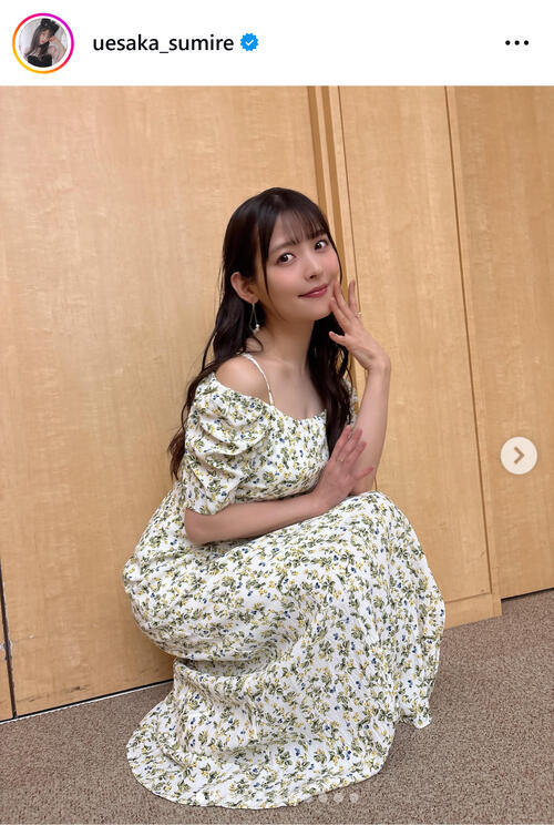 新品　PAMEO POSE  Ribbon Stitch Knit  上坂すみれ 人気声優・上坂すみれ、赤ニットワンピ×黒タイツの破壊力 「ポージング