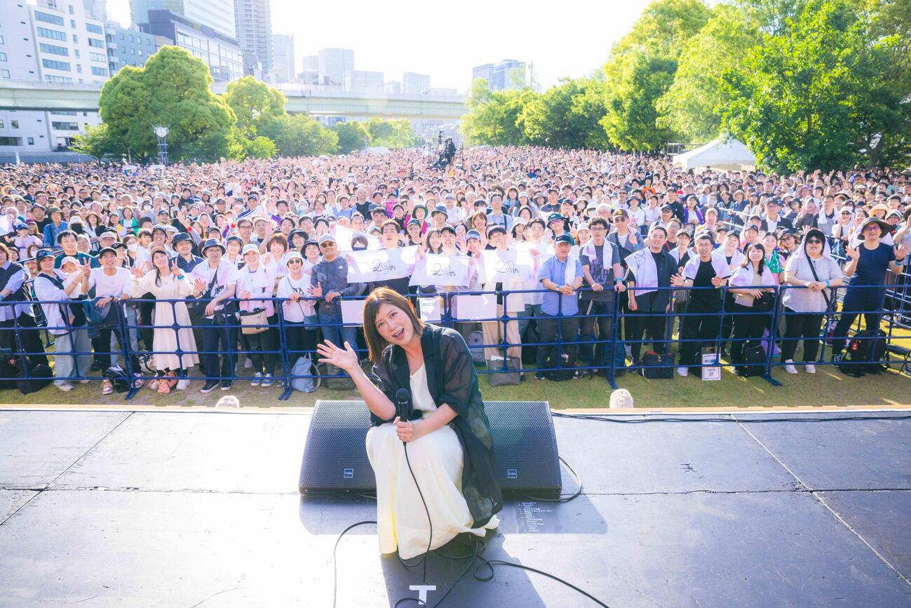 「絢香20th ANNIVERSARY PREMIUM FREE LIVE」を開催した絢香