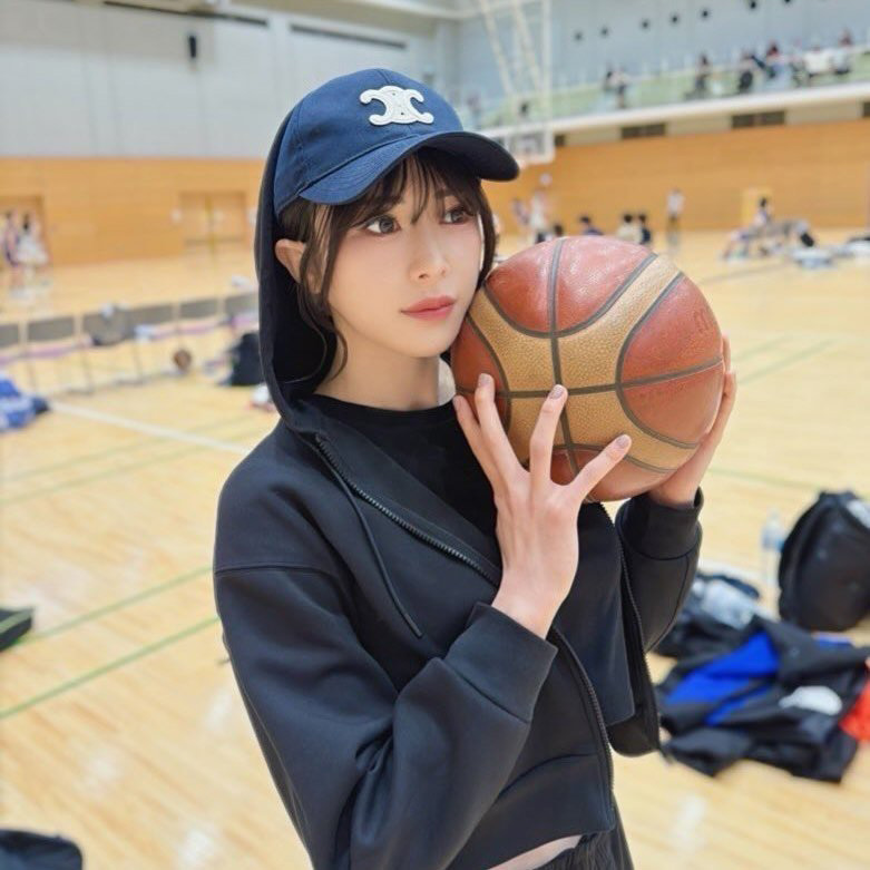 辻井ほのか（インスタグラムから）