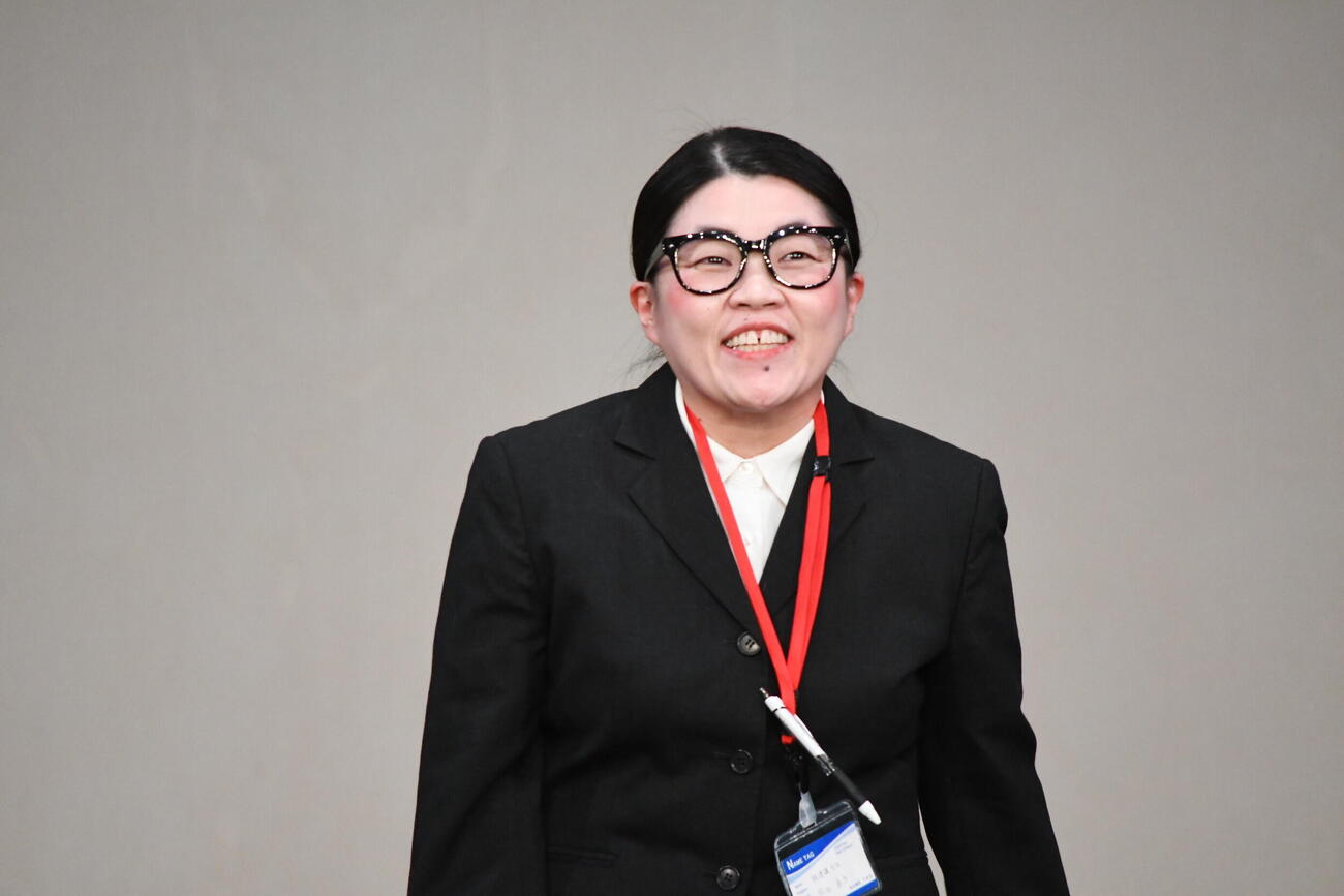 「よしもとピン芸人倶楽部シアター」に出演した岡田直子（撮影・阪口孝志）