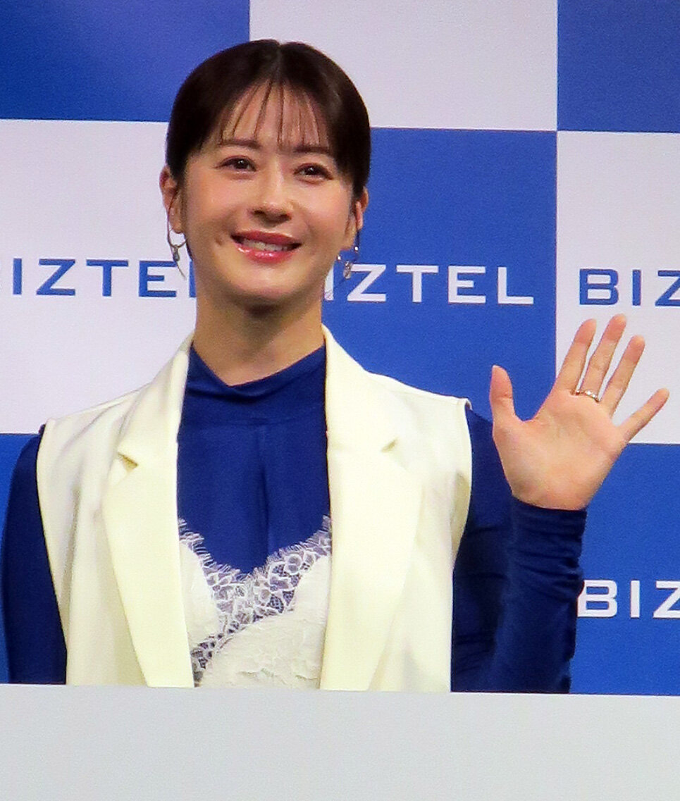 「BIZTEL 20周年記念　新CM発表会」に登場した松本若菜