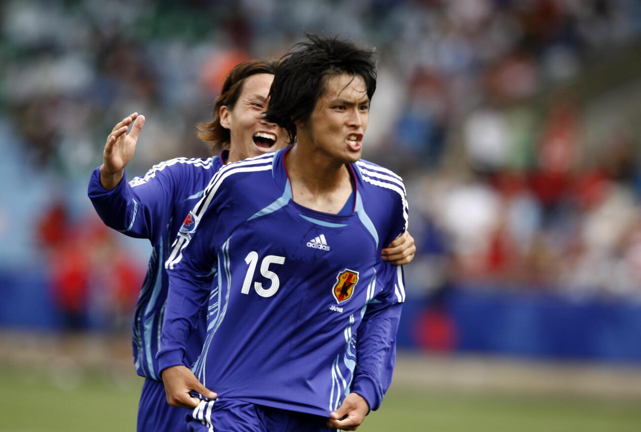 07年7月、U－20W杯のスコットランド戦でゴールを決めた歓喜する青山隼