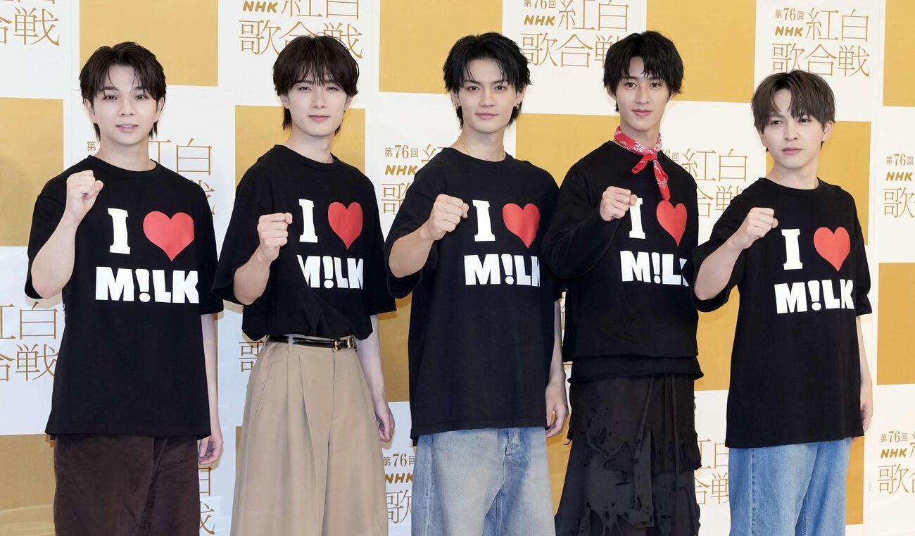 M！LK。左から塩﨑太智、山中柔太朗、佐野勇斗、曽野舜太、吉田仁人（2025年12月撮影）
