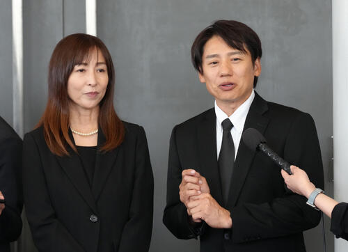 かとうれいこ「本当に穏やか。ドラムたたいてる姿と全く違う」ゴルフ仲間の真矢さん思い出語る